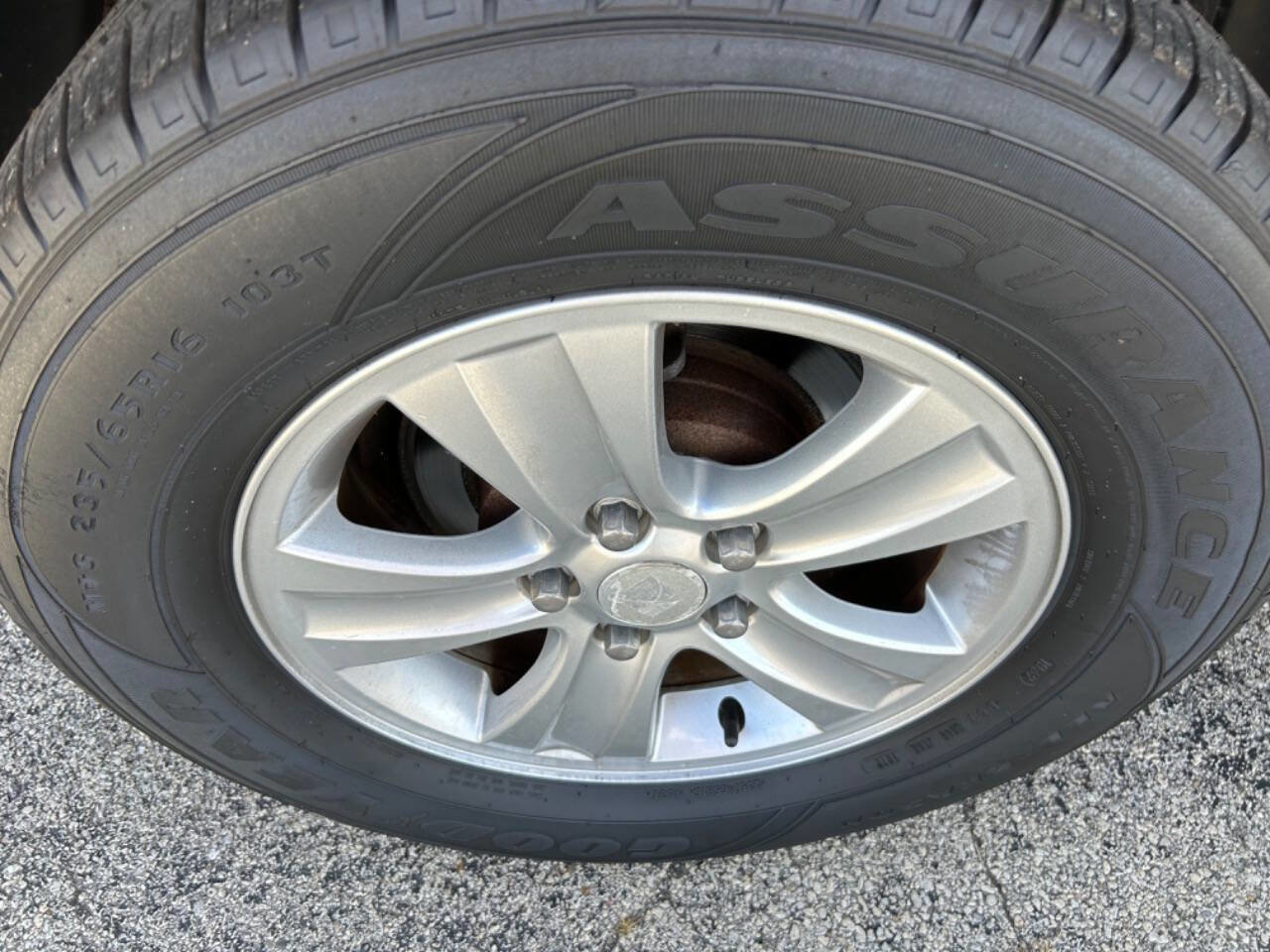 Used 2008 Saturn Vue XE image 16