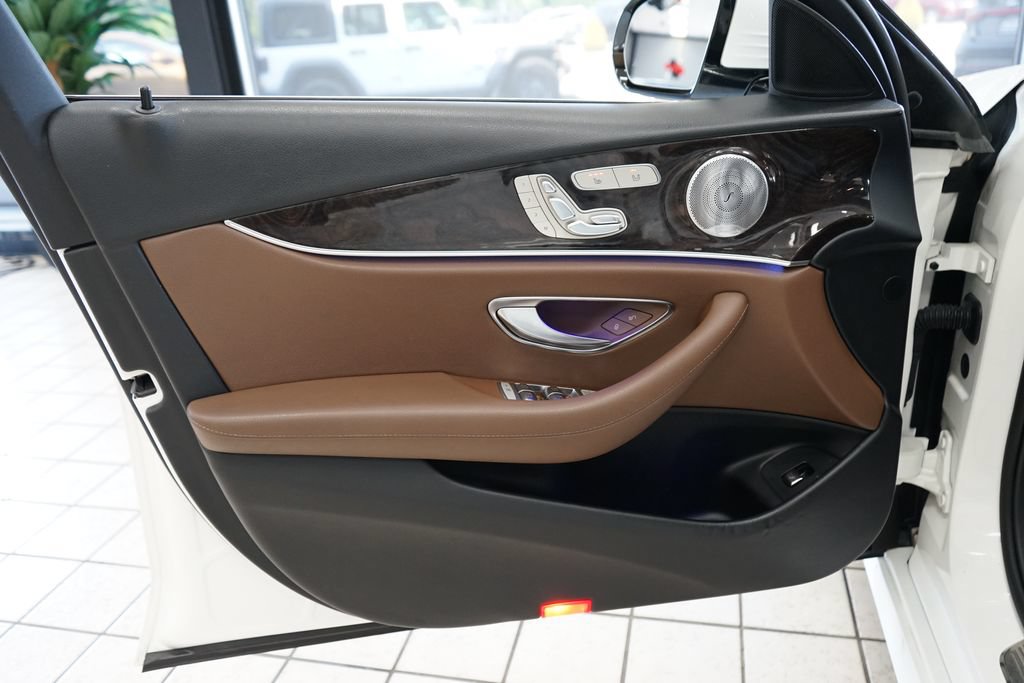 Used 2019 Mercedes-Benz E 300 w/ Premium 1 Package image 23