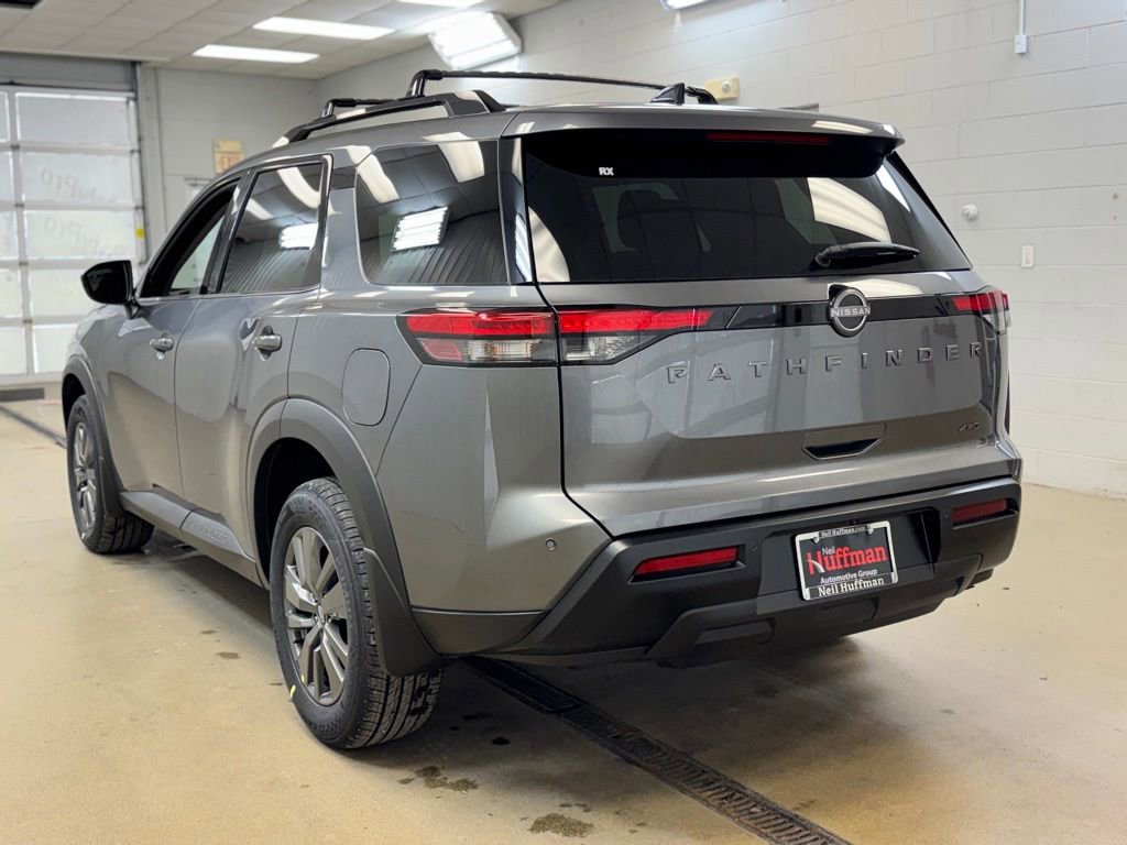 New 2026 Nissan Pathfinder SV image 7