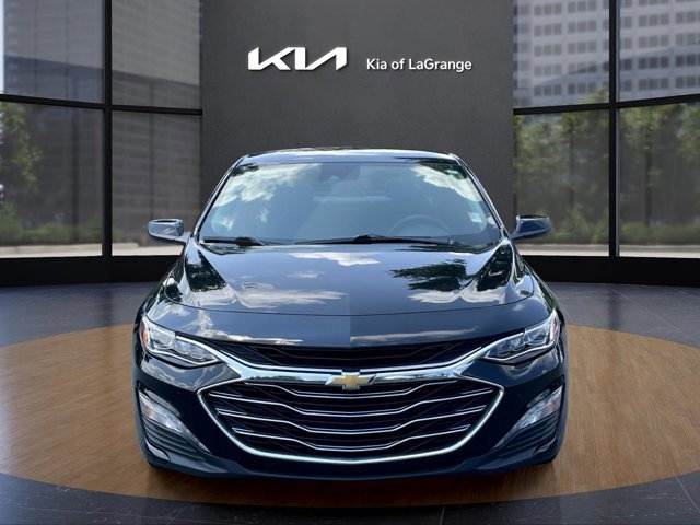 Used 2024 Chevrolet Malibu LT image 2