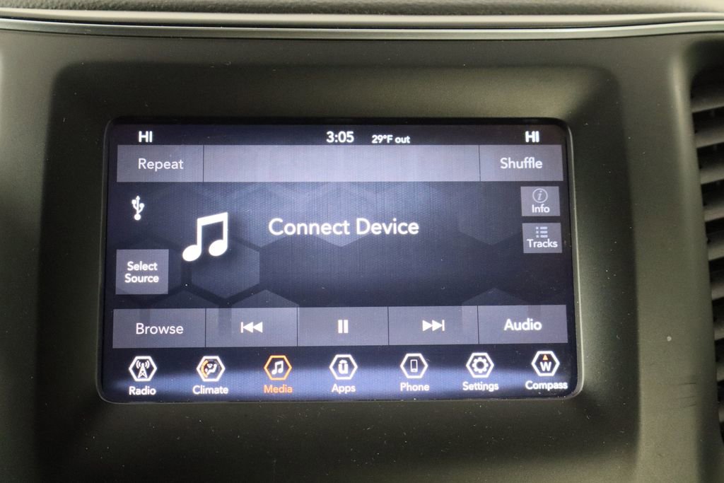 Used 2020 Jeep Cherokee Latitude Plus w/ Comfort/Convenience Group image 33