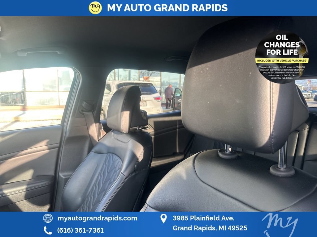Used 2023 Kia Sportage X-Line AWD/4WD image 10