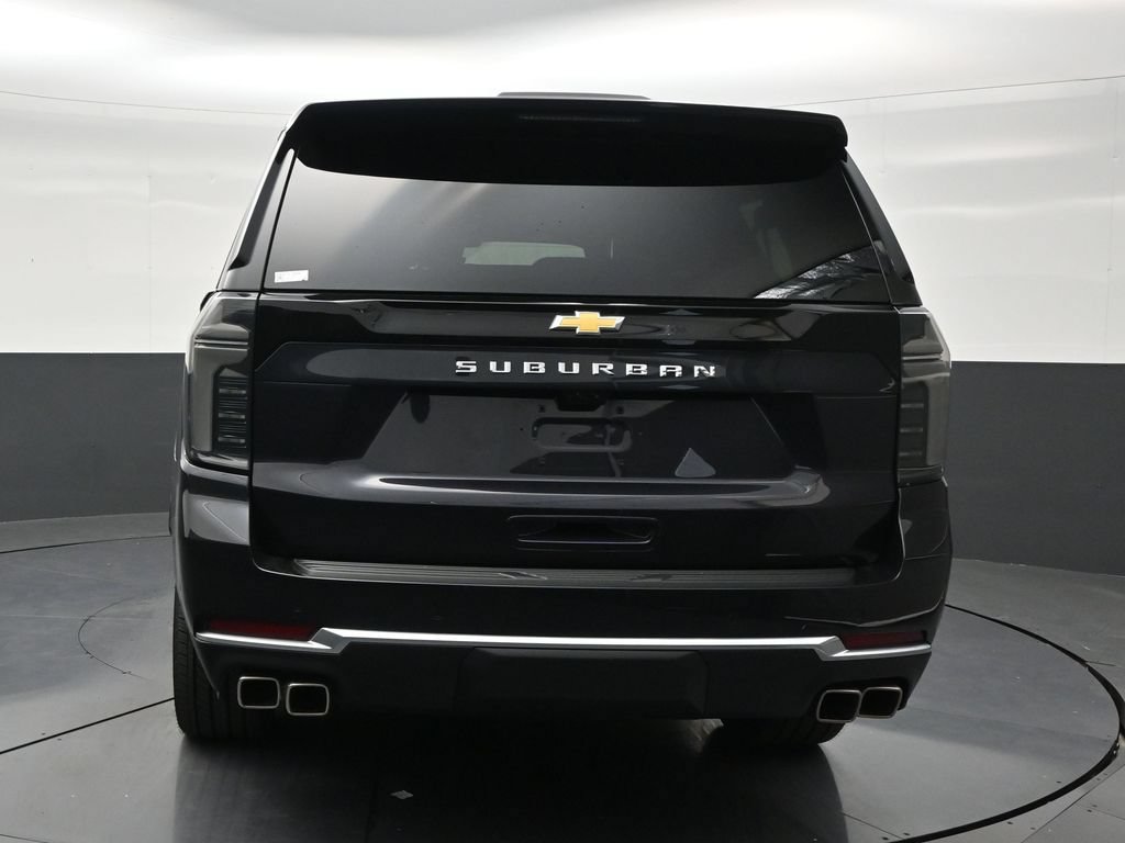 Certified 2026 Chevrolet Suburban High Country AWD/4WD image 4
