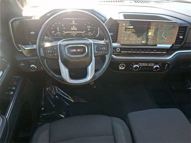 Used 2024 GMC Sierra 1500 SLE image 11
