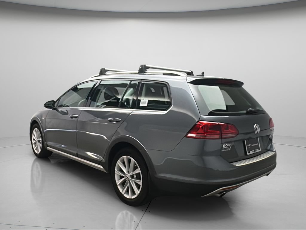 Used 2017 Volkswagen Golf Alltrack SE AWD/4WD image 4