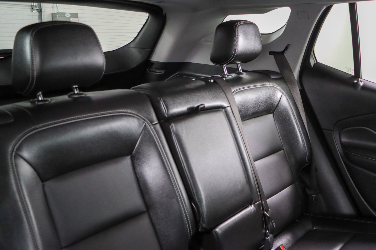 Used 2024 GMC Terrain SLT AWD/4WD image 27
