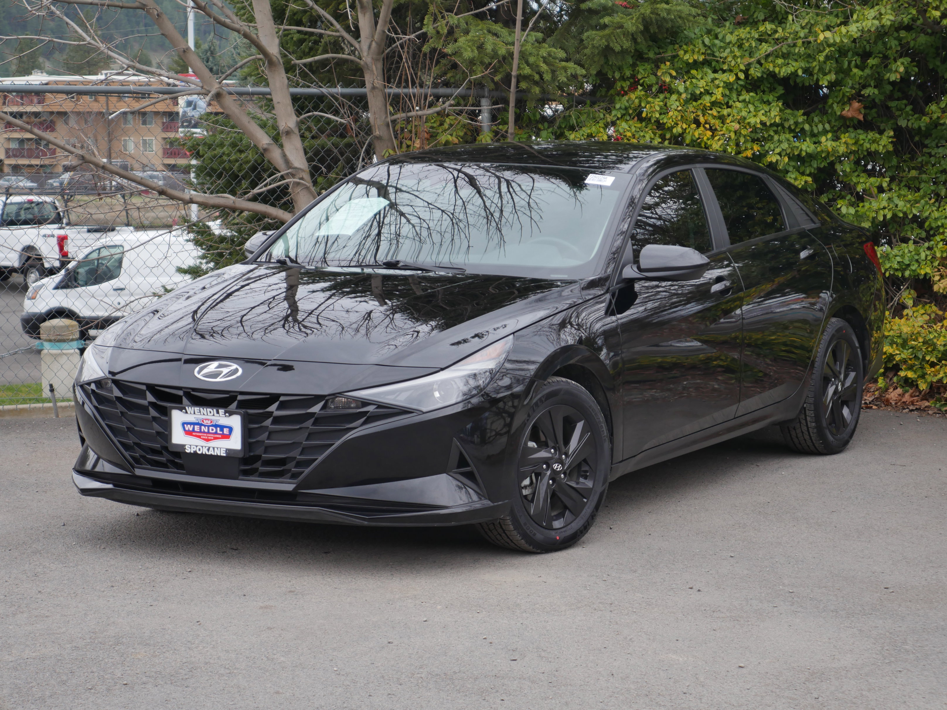 Used 2022 Hyundai Elantra SEL w/ Convenience Package image 2