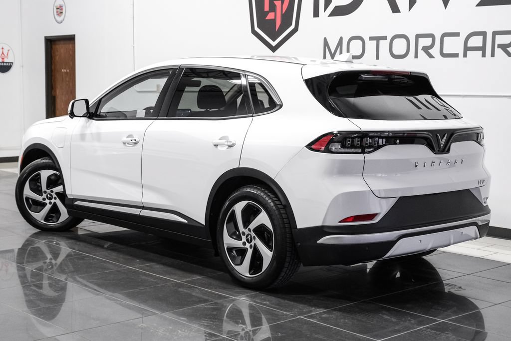 Used 2023 VinFast VF 8 Eco AWD/4WD image 10