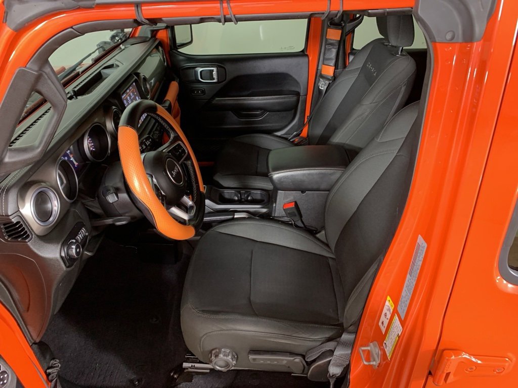 Used 2018 Jeep Wrangler Unlimited Sahara image 28