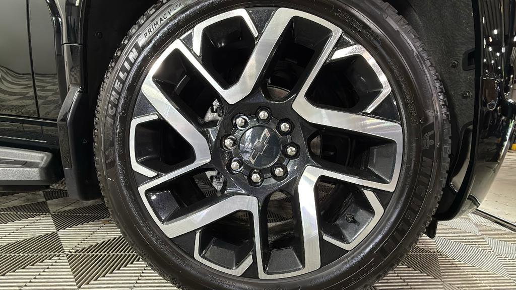 Certified 2024 Chevrolet Silverado EV RST image 41