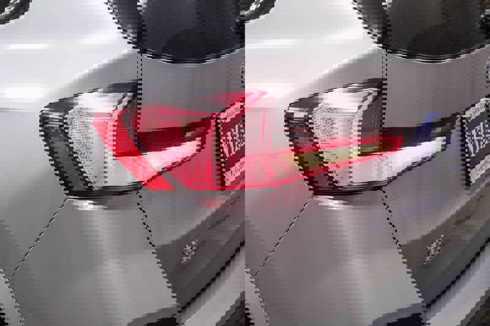 Used 2023 BMW X1 xDrive28i w/ M Sport Package image 7