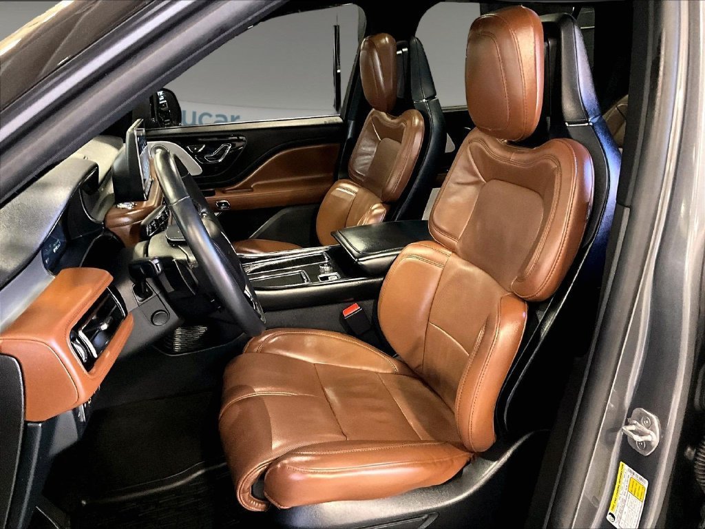 Used 2022 Lincoln Aviator Reserve w/ Equipment Group 201A AWD/4WD image 10