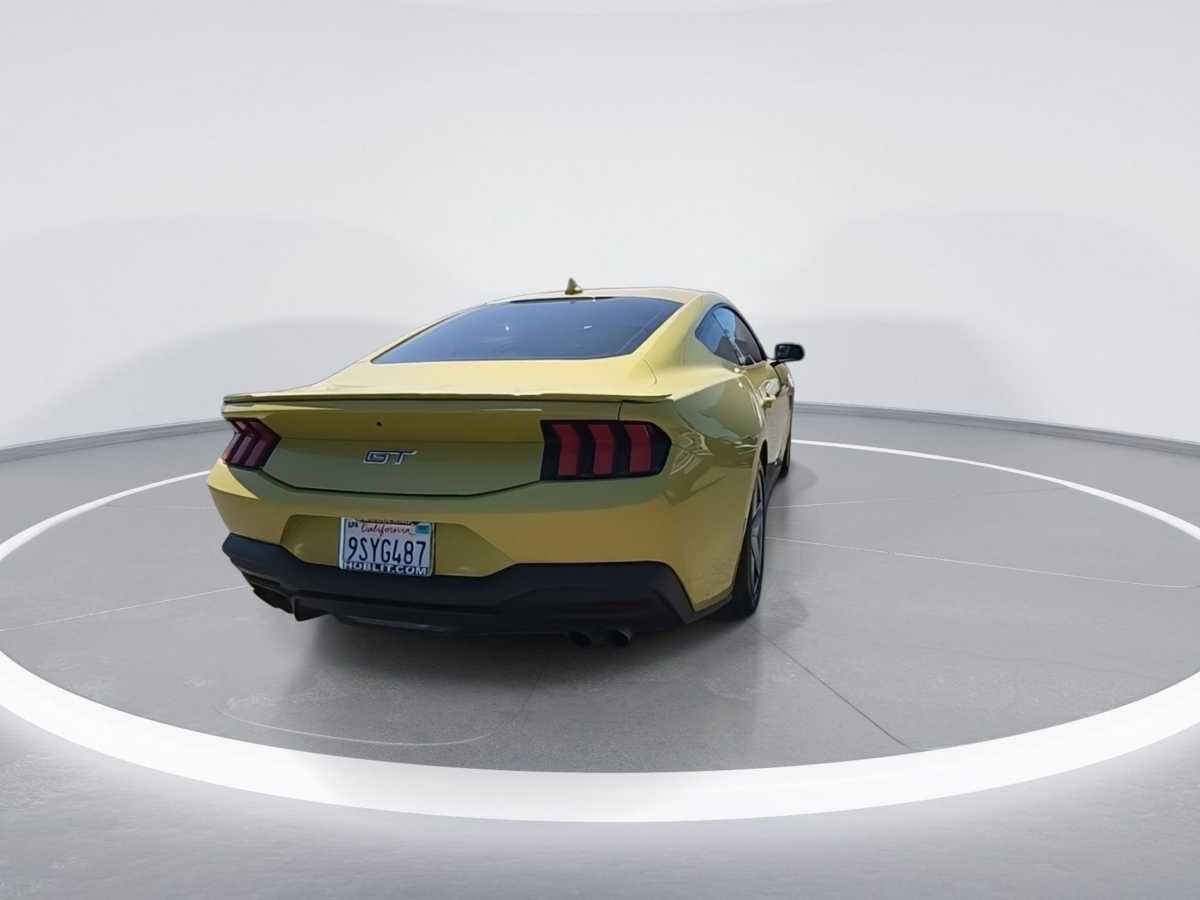 Used 2025 Ford Mustang GT RWD image 2
