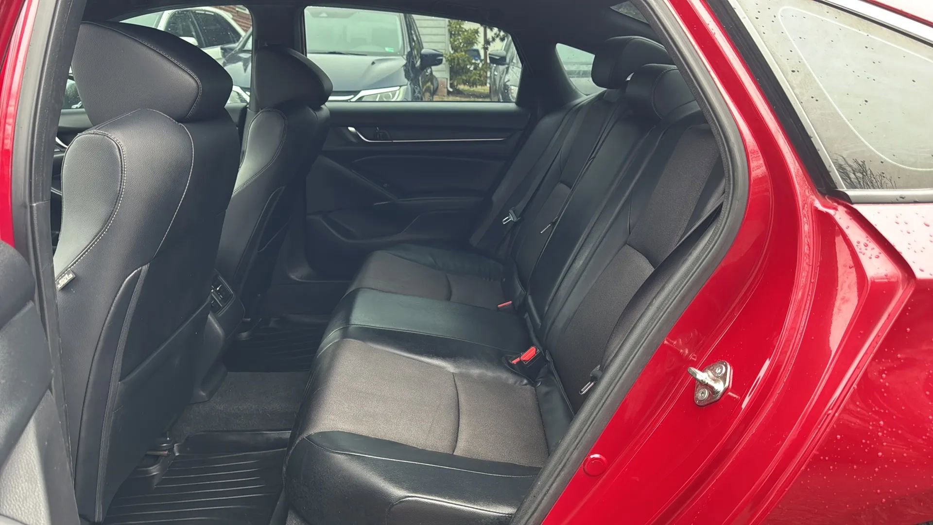 Used 2018 Honda Accord Sport image 11