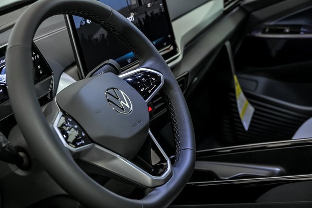New 2025 Volkswagen ID.4 Pro S image 10