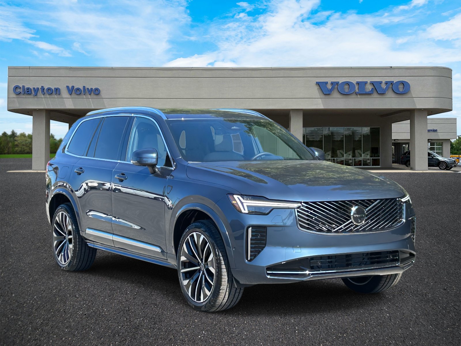New 2026 Volvo XC90 B6 Plus w/ Protection Package Premier AWD/4WD image 1