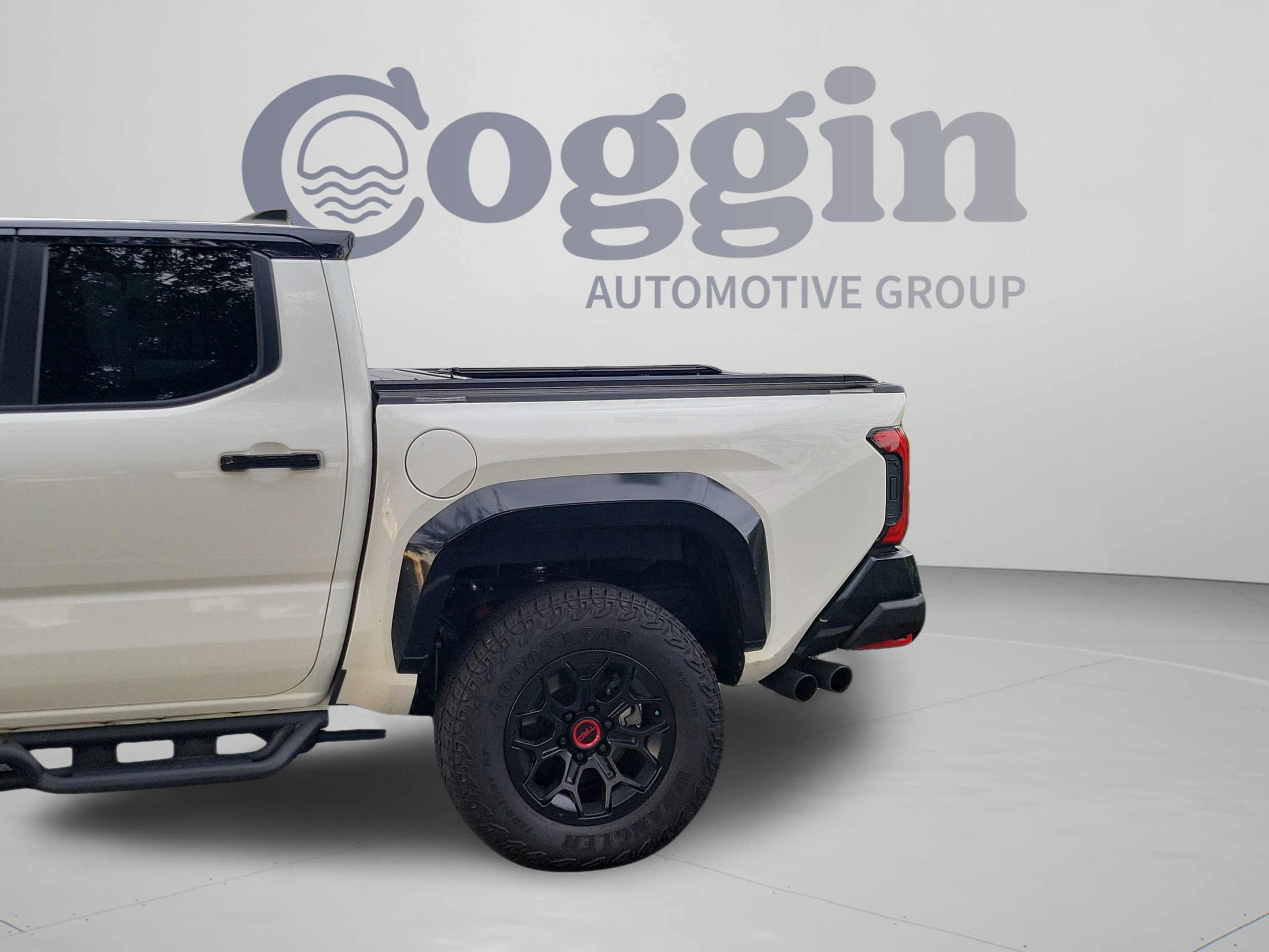 Certified 2025 Toyota Tacoma TRD Pro AWD/4WD image 23