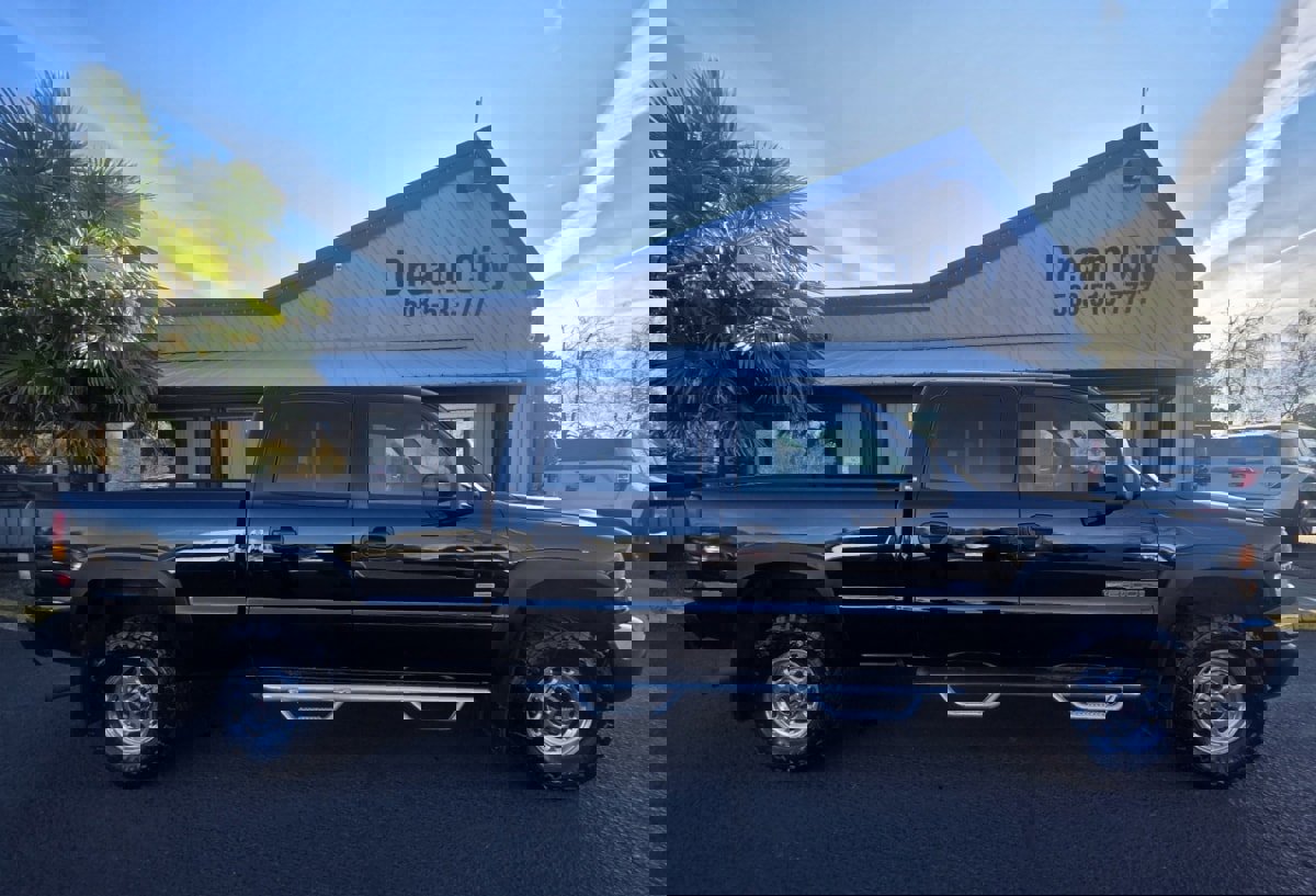 Used 2007 GMC Sierra 2500 SLE image 2