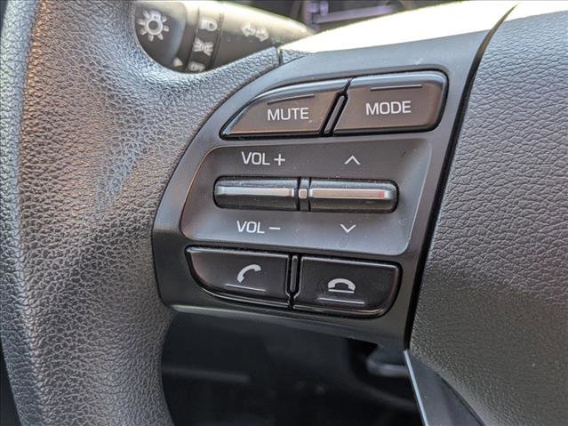 Used 2020 Hyundai Elantra SE w/ Cargo Package (C1) image 11