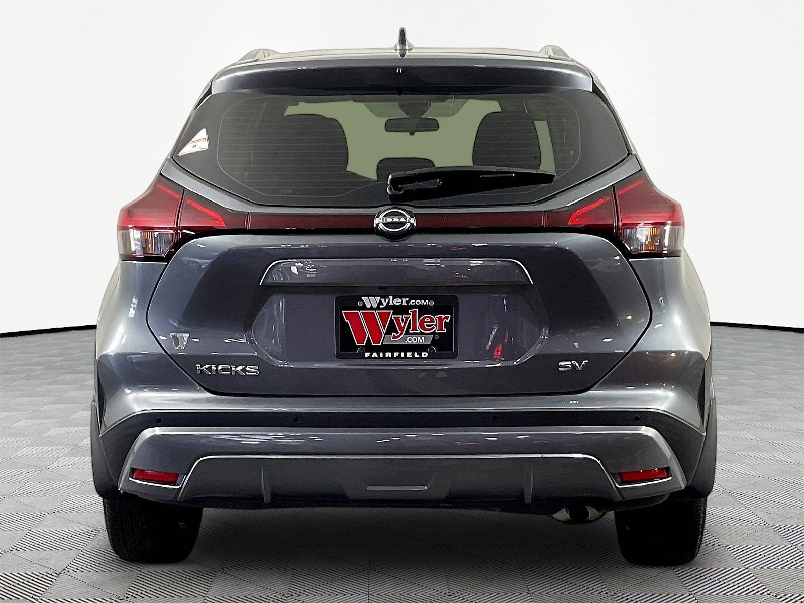 Used 2023 Nissan Kicks SV FWD image 5