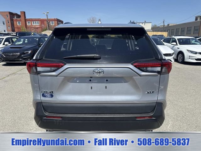 Used 2023 Toyota RAV4 XLE FWD image 4