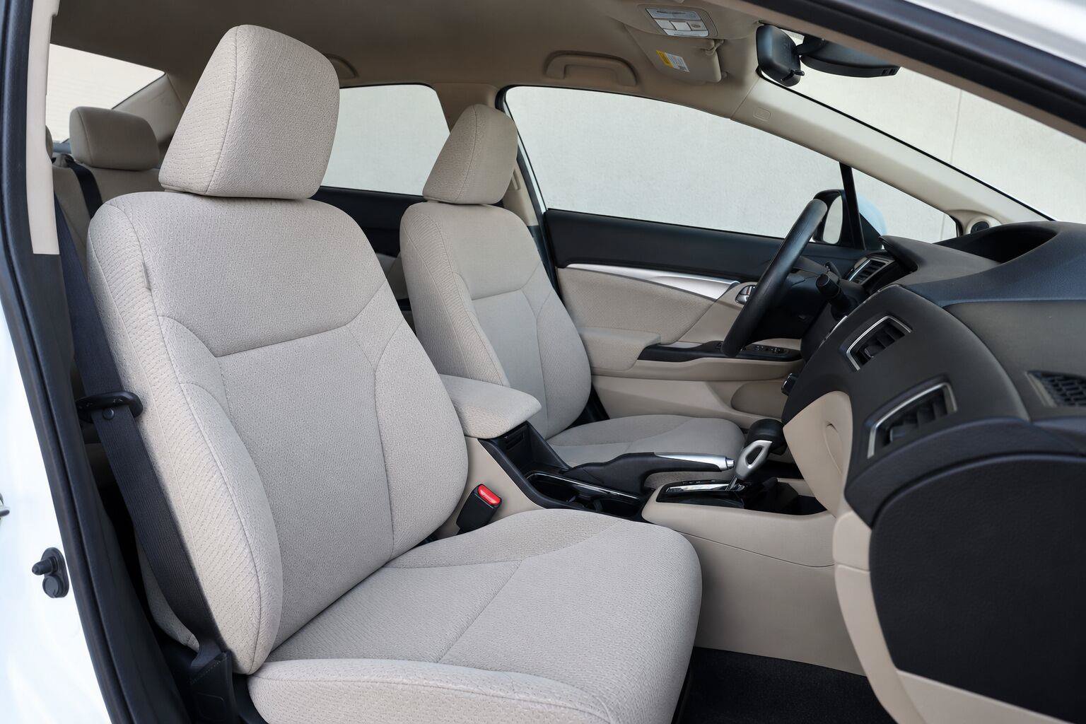 Used 2013 Honda Civic Hybrid Sedan image 26