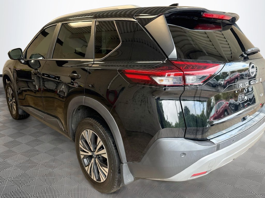 Used 2023 Nissan Rogue SV w/ SV Premium B Package FWD image 8