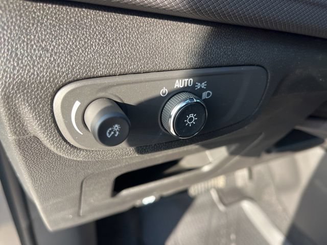 New 2026 Chevrolet TrailBlazer RS w/ Convenience Package FWD image 18