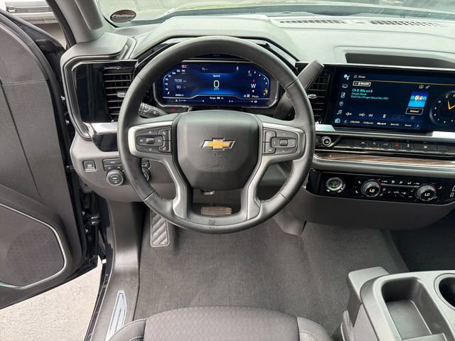 Certified 2024 Chevrolet Silverado 1500 LT AWD/4WD image 13