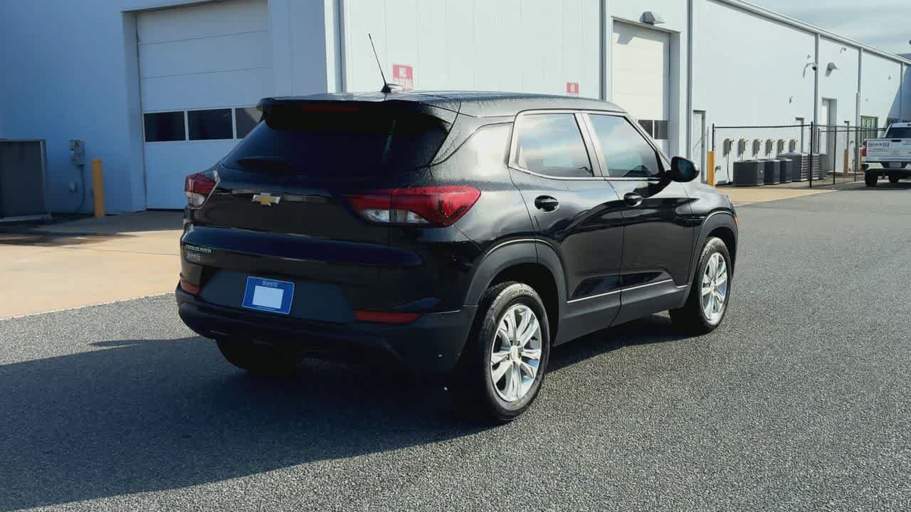 Used 2023 Chevrolet TrailBlazer LS FWD image 8