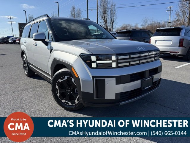 Used 2025 Hyundai Santa Fe SEL image 1