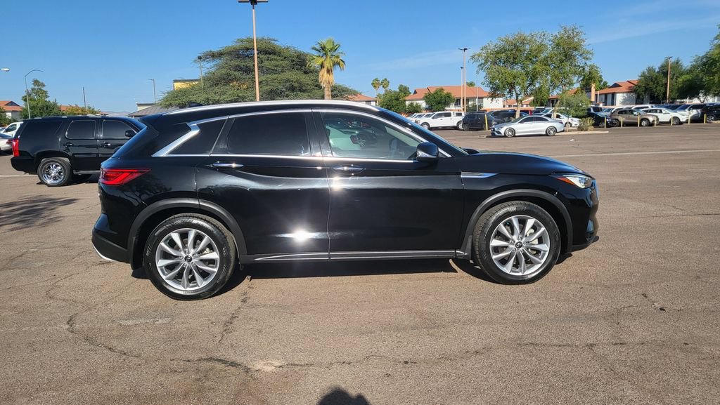 Used 2022 INFINITI QX50 Luxe FWD image 10