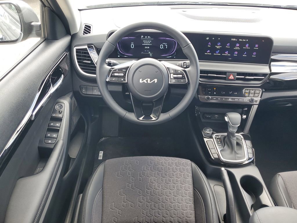 New 2026 Kia Seltos S FWD image 24