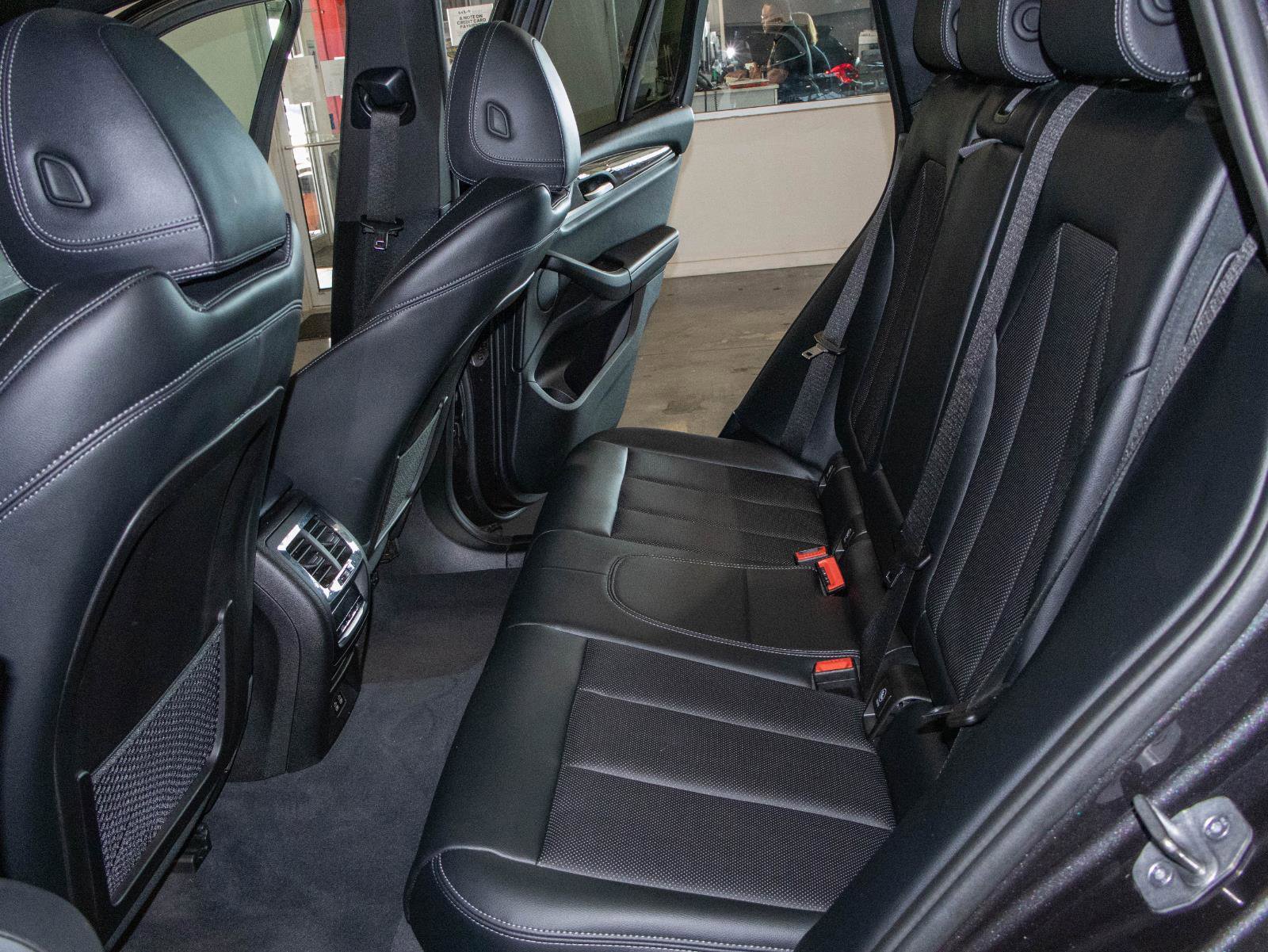 Used 2023 BMW X3 xDrive30i w/ Convenience Package image 15