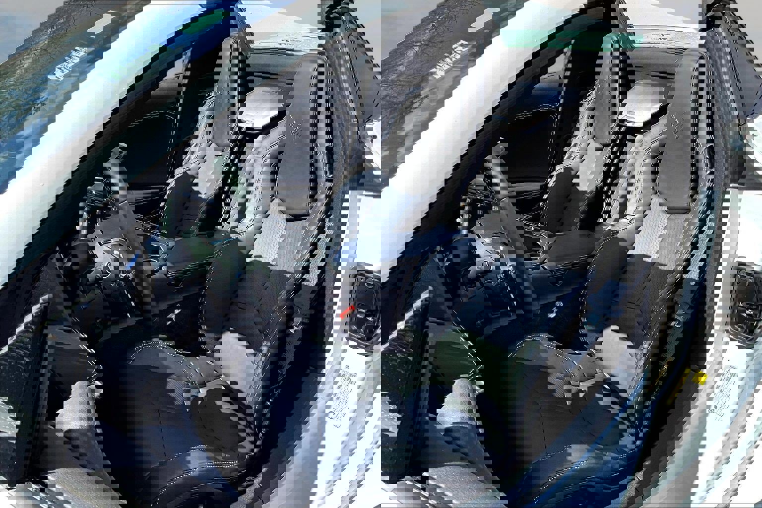 Used 2023 Chevrolet Corvette Z06 image 13