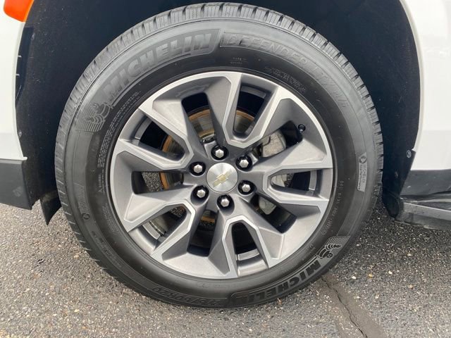 Certified 2021 Chevrolet Suburban LS w/ Driver Alert Package image 21