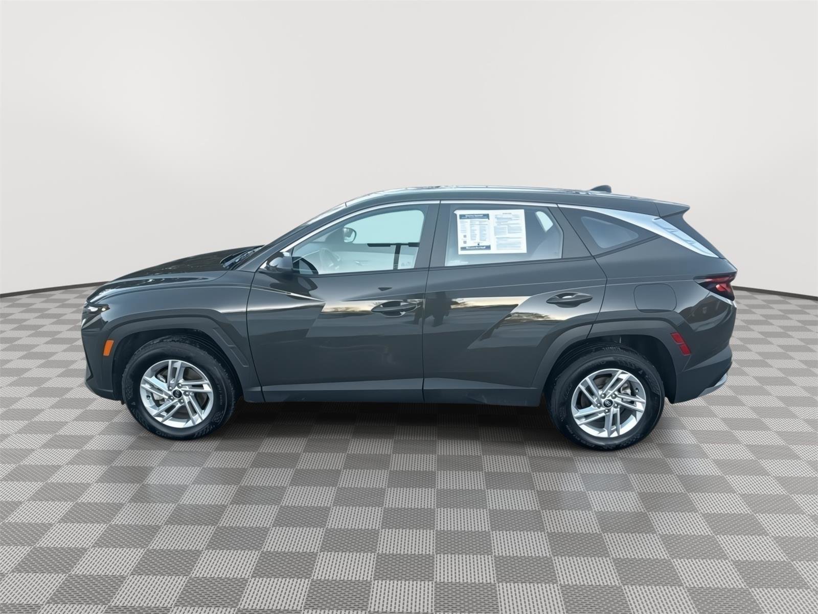 Certified 2025 Hyundai Tucson SE AWD/4WD image 8