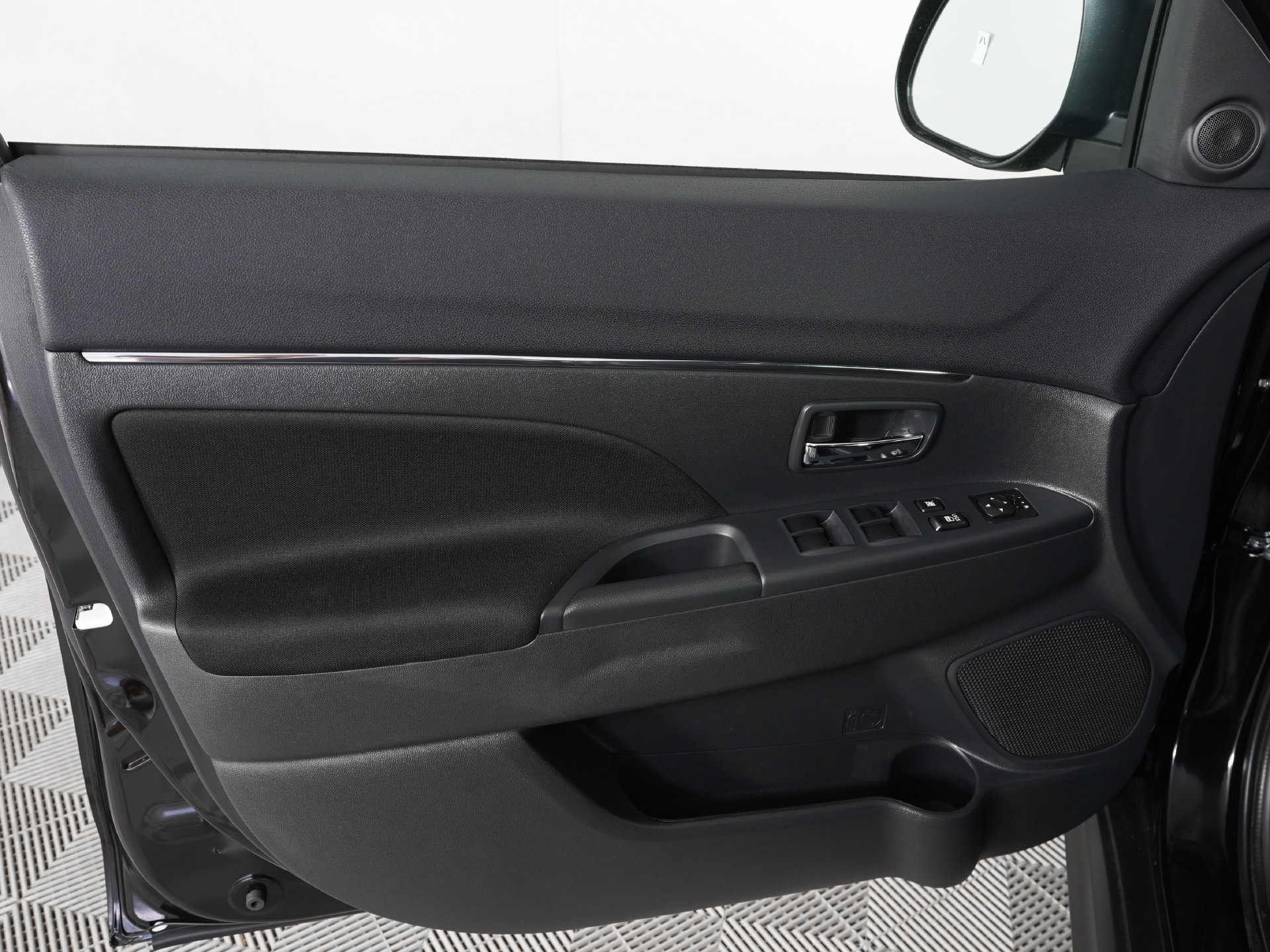 New 2027 Mitsubishi Outlander Sport ES FWD image 10