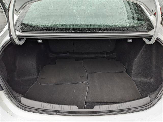 Used 2023 Chevrolet Malibu LT image 14