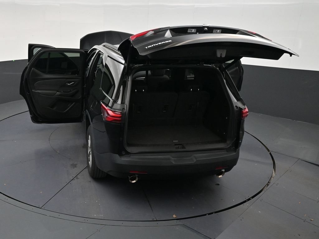 Used 2023 Chevrolet Traverse LT FWD image 31
