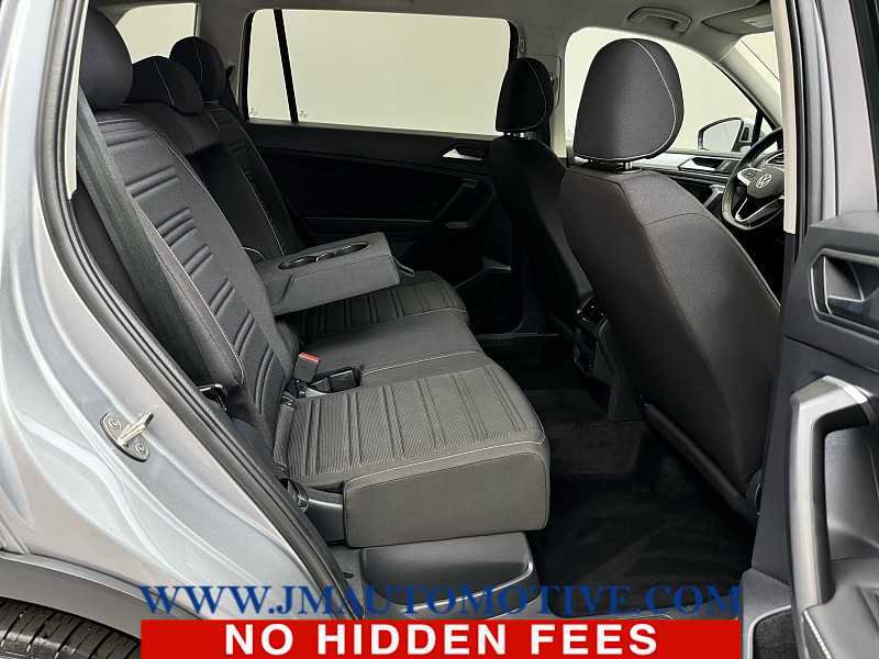 Used 2024 Volkswagen Tiguan S image 17