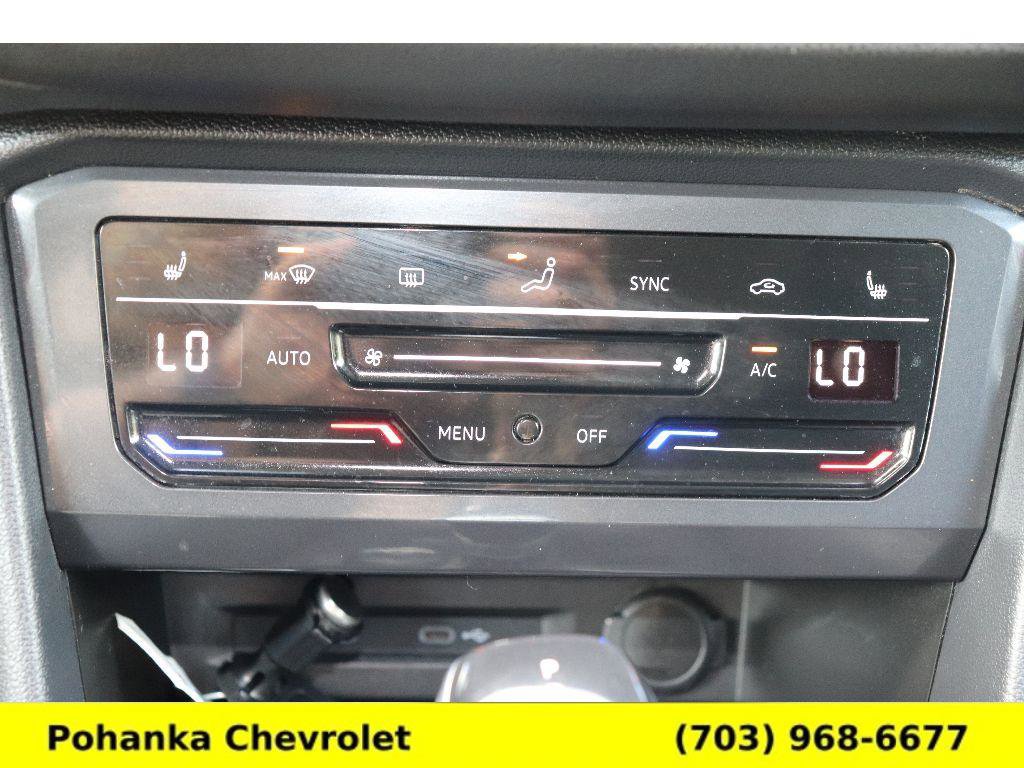 Used 2022 Volkswagen Tiguan SE AWD/4WD image 16