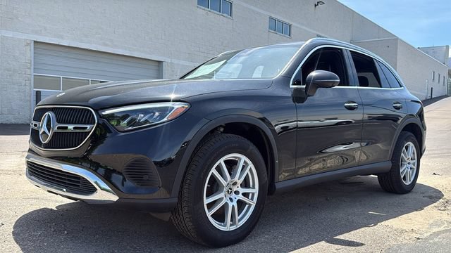 Certified 2025 Mercedes-Benz GLC 300 4MATIC image 7