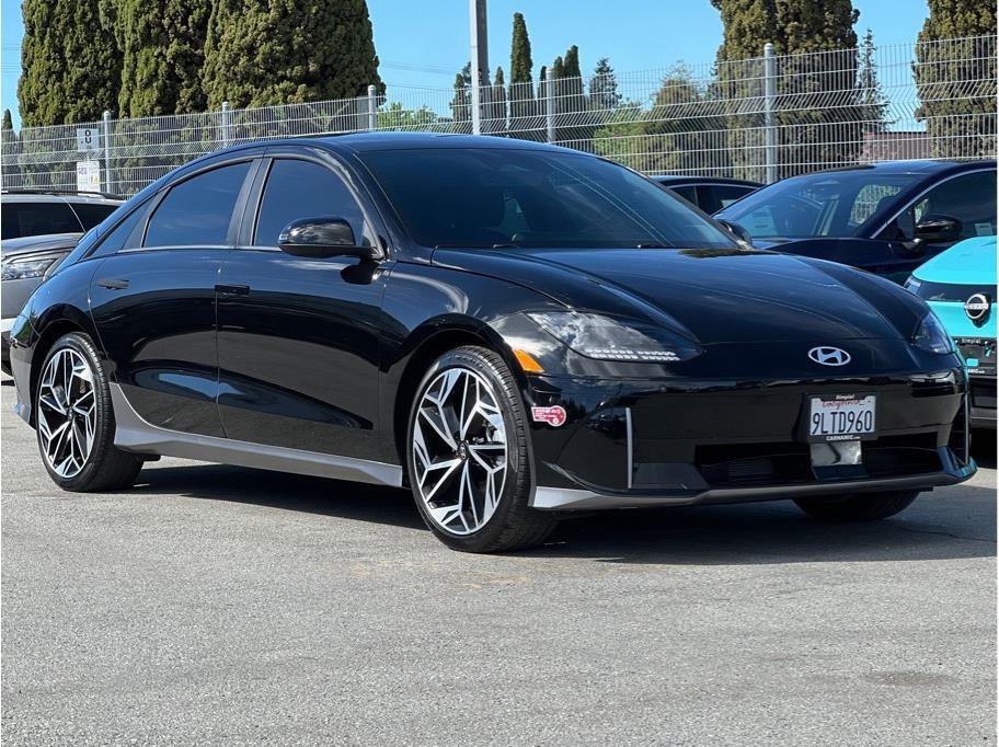 Used 2024 Hyundai Ioniq 6 SEL RWD image 3