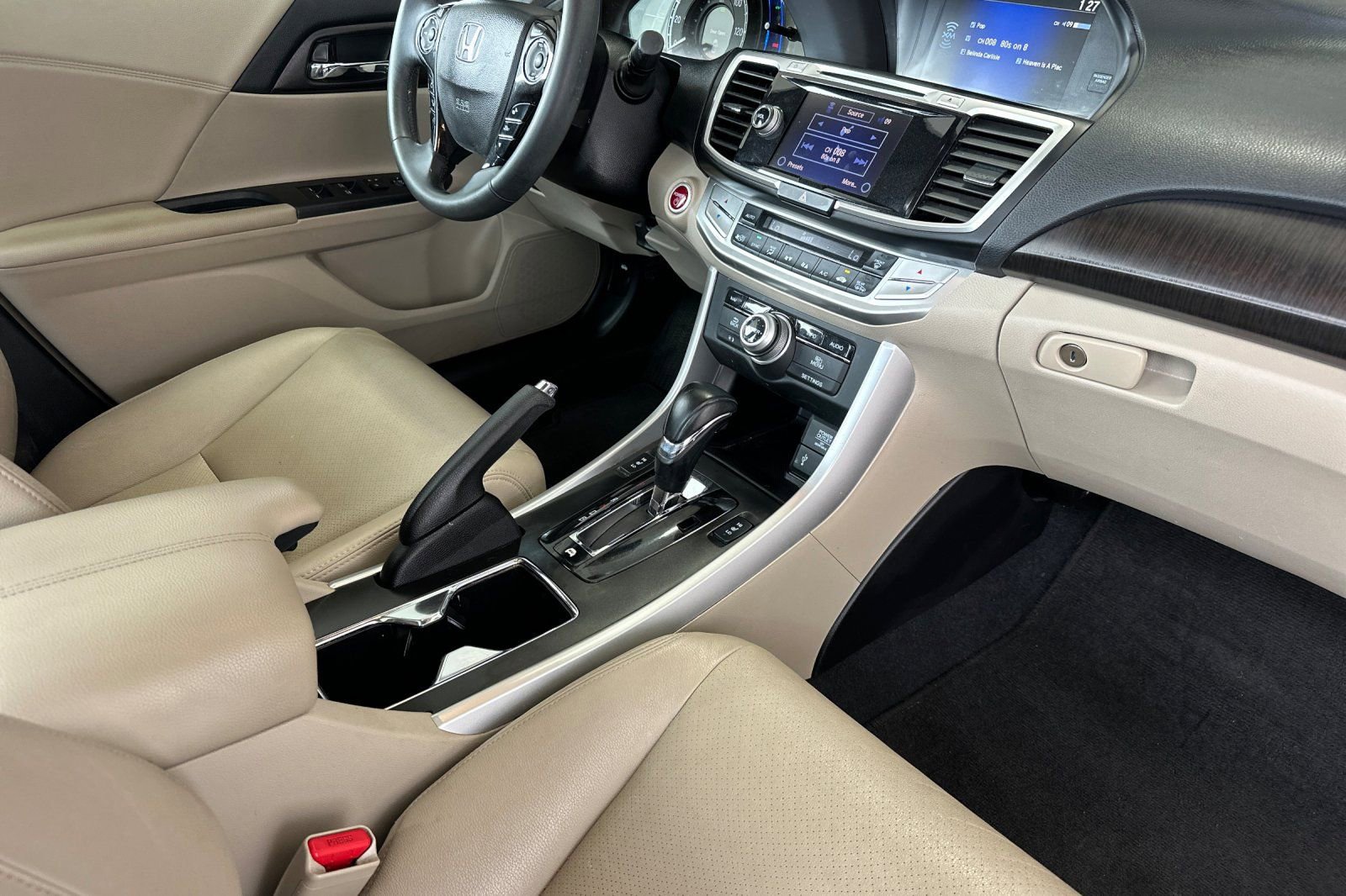 Used 2014 Honda Accord Touring image 15