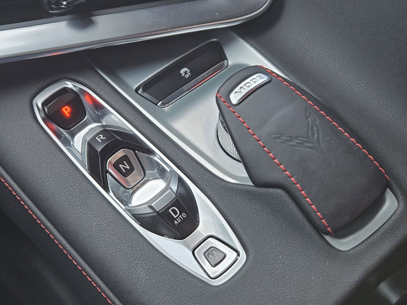 Certified 2024 Chevrolet Corvette Stingray Coupe w/ Chrome Exterior Badge Package image 22