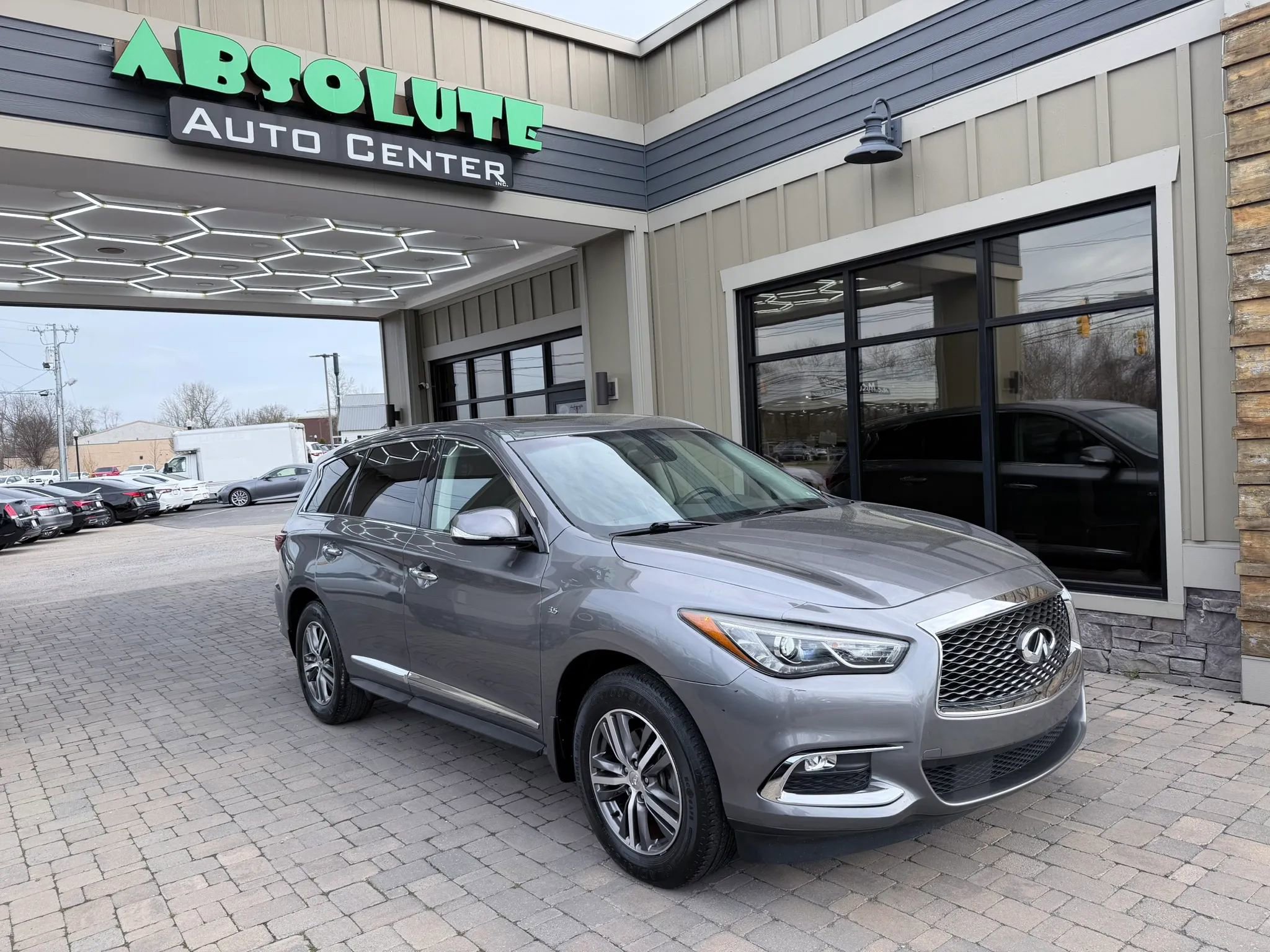 Used 2020 INFINITI QX60 Pure image 18