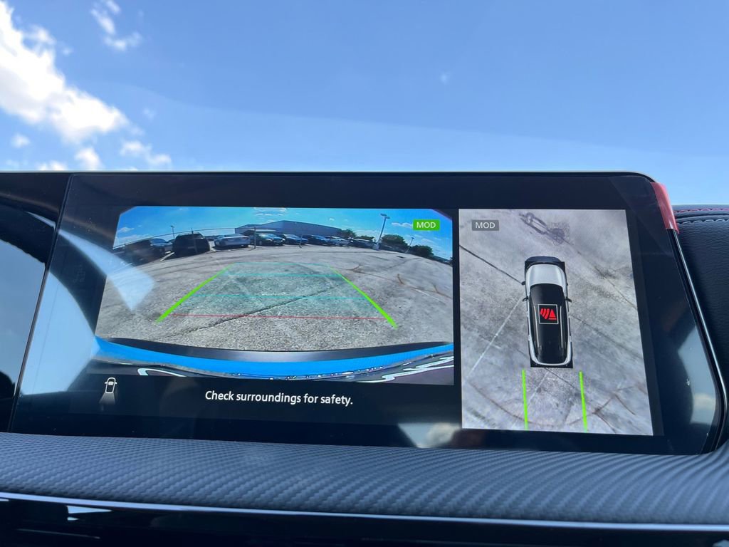 New 2026 Nissan Kicks SR w/ Cold Weather Package image 9