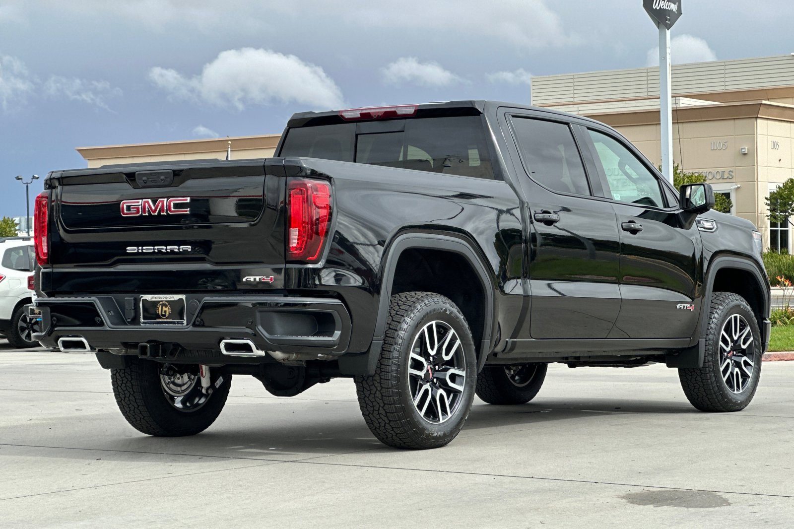 New 2026 GMC Sierra 1500 AT4 w/ Technology Package image 6