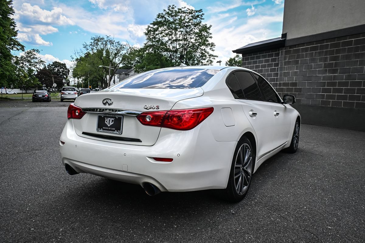 Used 2015 INFINITI Q50 AWD w/ Technology Package image 5